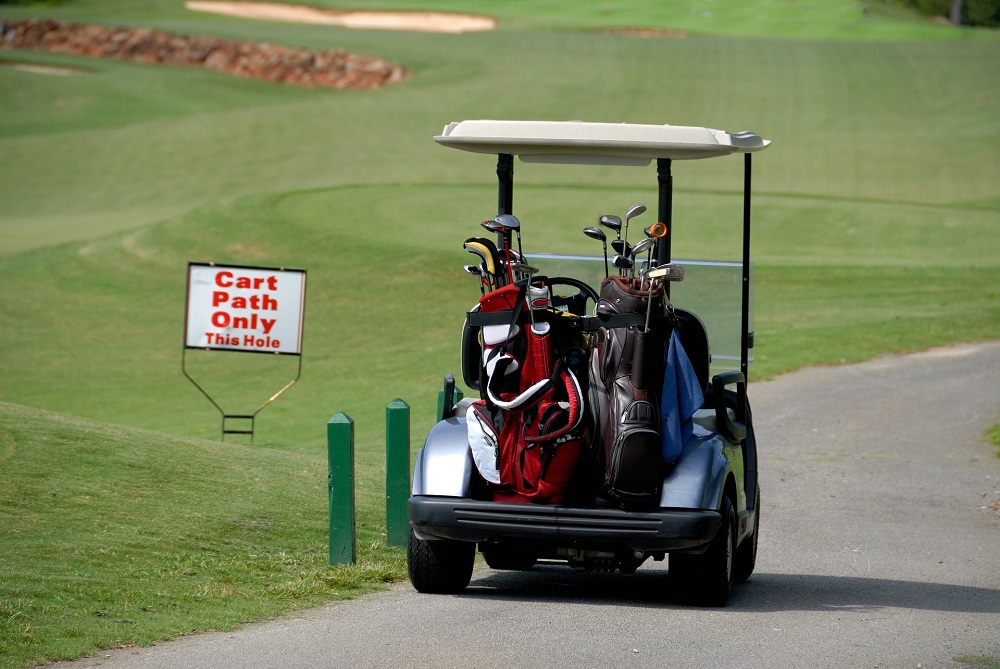 5 Reasons Custom Golf Cart Bags Will Enhance Your Golf Game